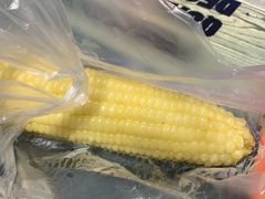-第5大道精品休闲购物广场
