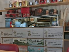 -必胜客(WOW昙华林店)