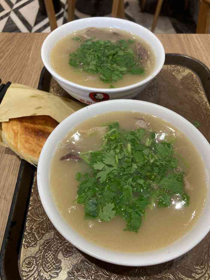 郝刚刚羊杂割(北大街店)-"位置就在酒店附近很方便也很近,就选择了这.