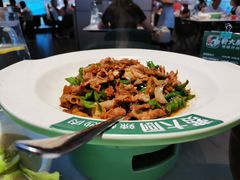 -费大厨辣椒炒肉(黄兴中心广场店)