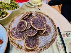 -三锅莊·牦牛肉火锅·香格里拉特色藏餐宴请餐厅(昆明创始店)