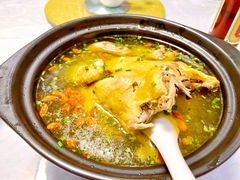 农家草鸡汤-丫丫蟹庄·苏式园林农家乐·阳澄湖大闸蟹(阳澄湖莲花岛店)