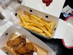 -必胜客(尹山湖歌林公园店)