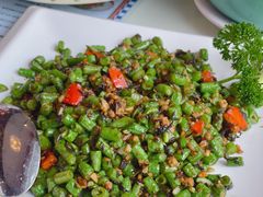 榄菜肉松炒豆角-龙记·香港茶餐厅(海上世界店)