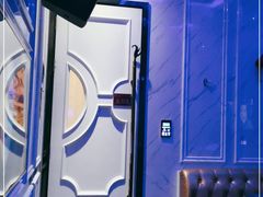 -皇马纯KTV·量贩·聚会(民治店)