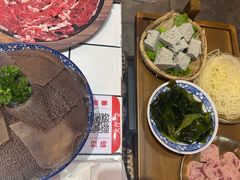 -旧街市鲜货老火锅(大光路店)