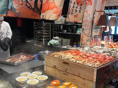 -雍容荟帝王蟹活龙虾展台自助(IFS黑金店)