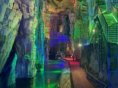 -泰安地下龙宫景区