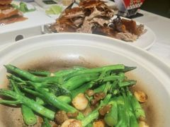 -贝勒爷·酥不腻烤鸭