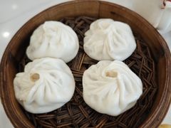 -老西白点心店