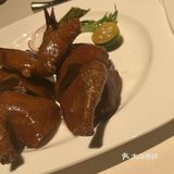 重庆黑珍珠之美丽厨，位于棕榈泉里一个很好找的位置