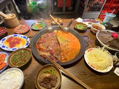 -萍姐火锅·公路夜市(武汉首店)