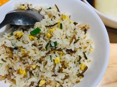 特色臊子蛋炒饭-嘉州叶婆婆钵钵鸡(建设路店)