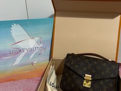 -LV路易威登(德基广场店)