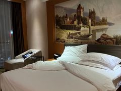 -维也纳酒店(广州南站汉溪长隆地铁站景区店)