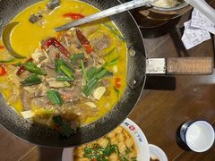 -富正毅三下锅·湘西韵味(天门山索道店)