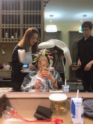 -苑苑发型设计