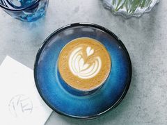 澳白-作咖啡(养育巷店)