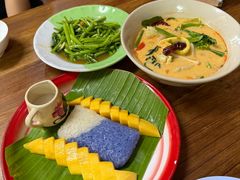 -Kat's Kitchen