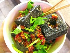 -黑色经典臭豆腐·湖南特产(坡子街店)