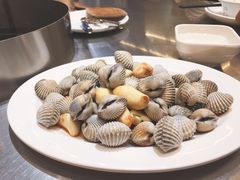-胡须佬鸡煲四季火锅店(石厦西村直营店)
