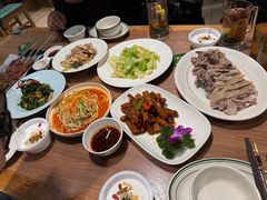 -贯贯吉·清真餐厅(浙江中路店)