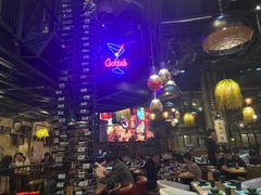 -胡桃里乐队酒馆(鎏嘉码头店)