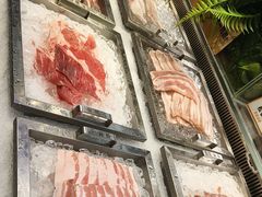 -金滏山烤肉·海鲜·火锅自助餐厅(襄阳万达店)