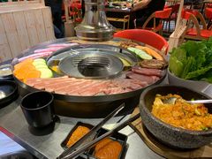 -哈哈碳都·牛肋条无限自助烤肉(台江万达店)