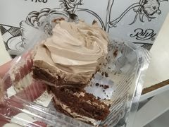 朱古力白脱蛋糕-红宝石·鲜奶小方·海派西点房(金杨店)