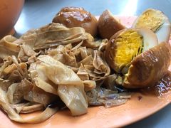 卤豆皮-长城砂煲田鸡粥