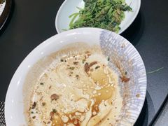 -新天明砂锅鱼头煲