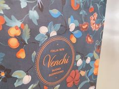 -VENCHI 闻绮(北京国贸商城店)
