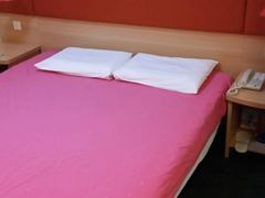 床-如家酒店(上海南京路人民广场店)