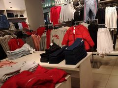 -H&M(鹏欣水游城店)