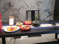 -忆江南·临江鱼馆