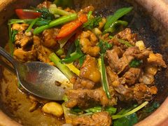 -八府香鸭·啫啫煲(华山路店)