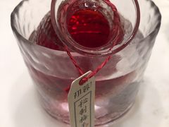 自制杨梅酒-初蓉丨遇见新川菜(亲贤街荣耀店)