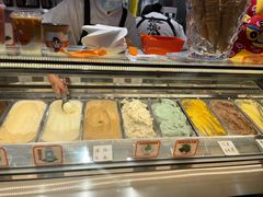 -极拉图·现制冰淇淋(大卫城店)