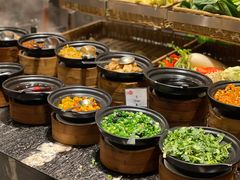-美食汇·海鲜自助餐·家庭聚会·商务宴请(青秀万达文华店)