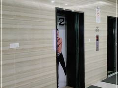 -一兆韦德健身(张杨路店)