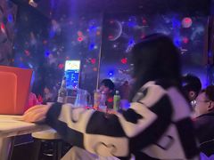 -加州红歌声宴KTV(白石洲店)