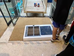 -PIPIKINGDOM皮皮王国欢乐号(欢乐海岸购物中心店)