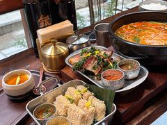 -银米·云南传统过桥米线(双廊黑金冠店)