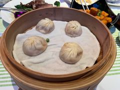 蟹粉鲜肉小笼包-桂满陇·杭州饭店(清河万象店)