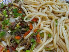 -歹歹的加个面过油肉拌面