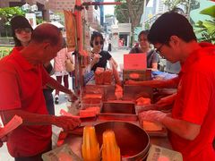 -詹爷爷乌节路街头冰淇淋