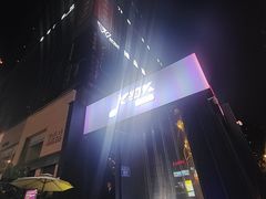 -观音桥步行街