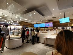 -奈雪的茶(湖滨银泰in77C区PRO店)
