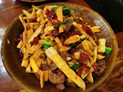 春笋腊肉-苗湘食府(十年店)